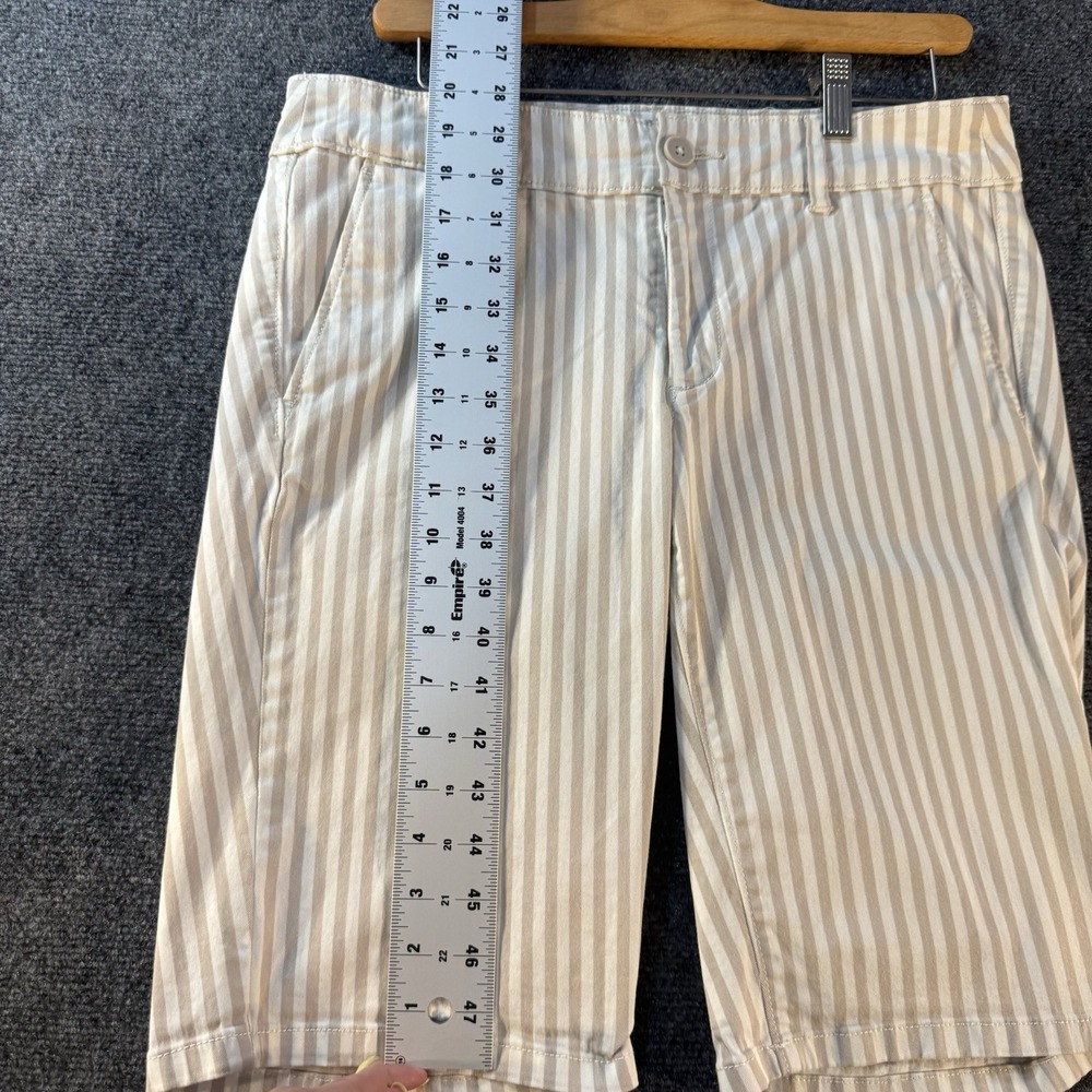 LOFT Outlet Bermuda Shorts Womens 8 Beige White Striped Stretch Mid Rise 11" - Picture 3 of 12